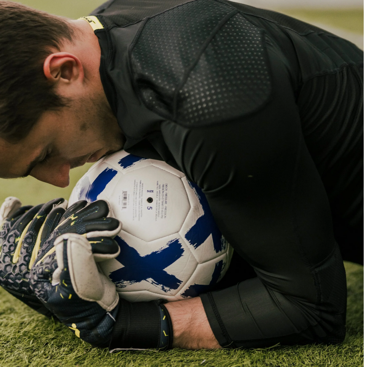 STORELLI BODYSHIELD GOALKEEPER LIGHT MATCHDAY 3/4 UNDERSHIRT (PADDED)