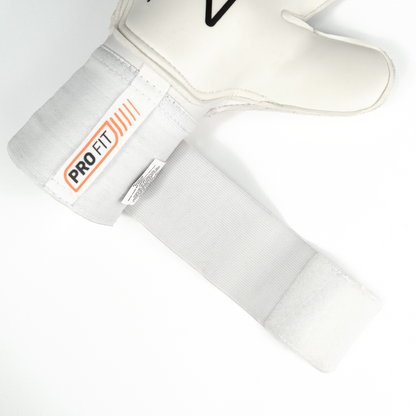 RINAT ASIMETRIK TURF WHITE