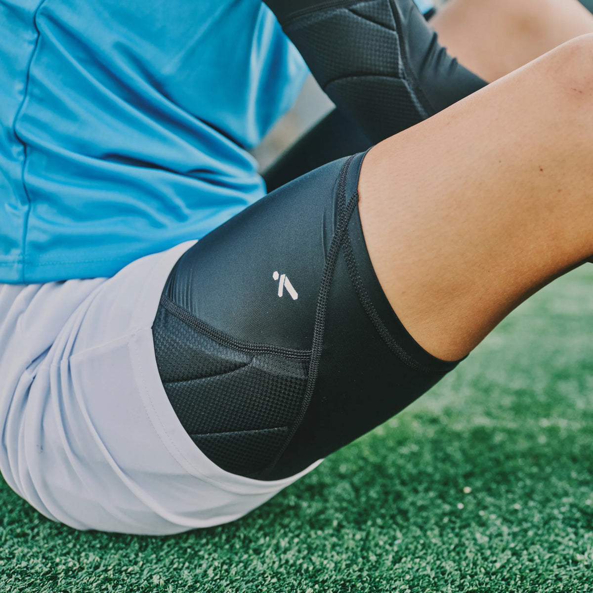 STORELLI WOMEN'S BODYSHIELD GK SLIDERS (PADDED)