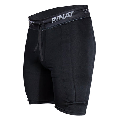 RINAT SHORT UNDER GUARD