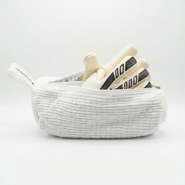 PRO KEEPERS LINE- GOALKEEPER GLOVES WASHBAG